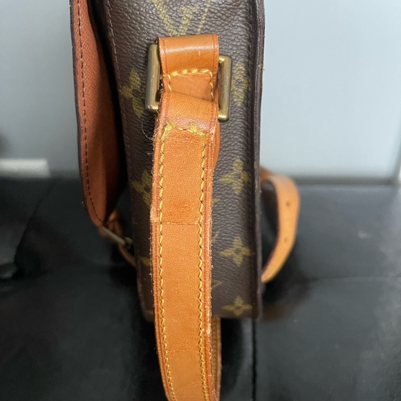 SOLD LV St Cloud GM Monogram Canvas - Picture 4 of 12